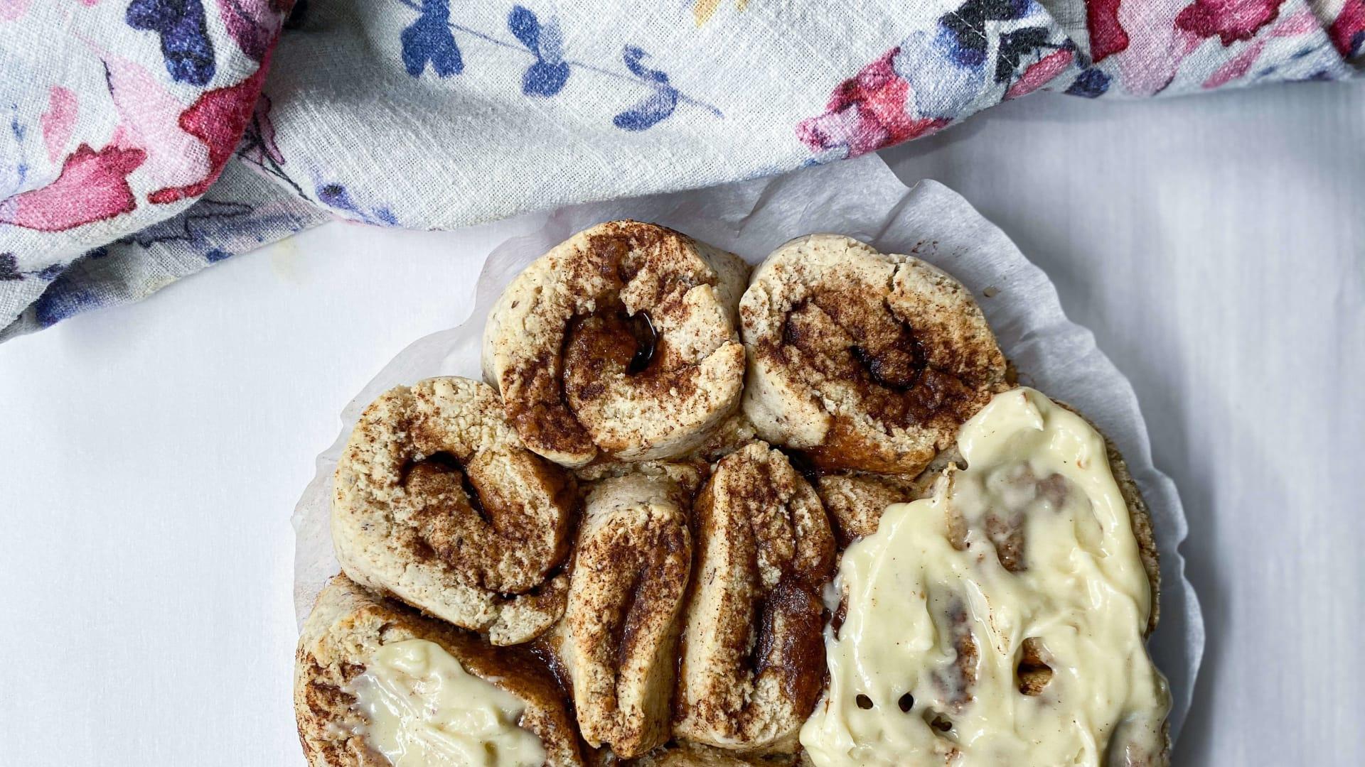 Cinnamon Rolls Hero Background